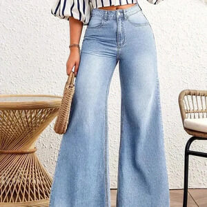 Light Wash Casual Women's Loose Fit Wide Leg Jeans w/Pockets